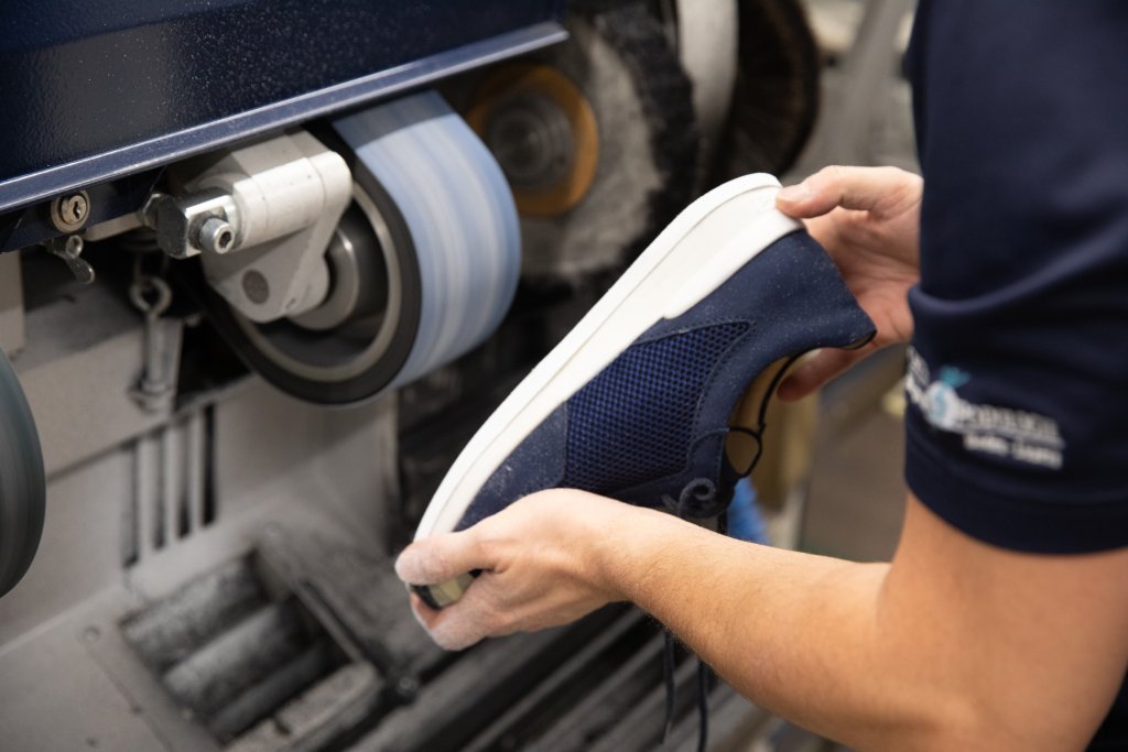 Schuhanpassungen und Schuhkorrekturen in der Schweiz.